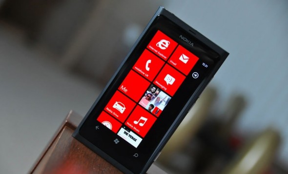 Nokia-Lumia-800-590x357