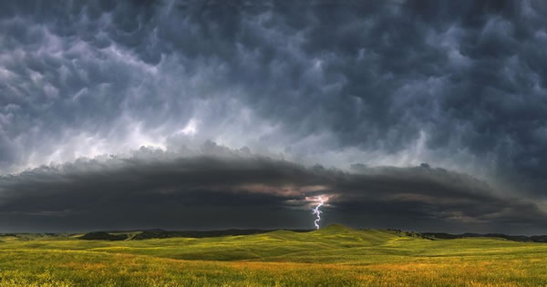 storm-clouds-for-Microsoft