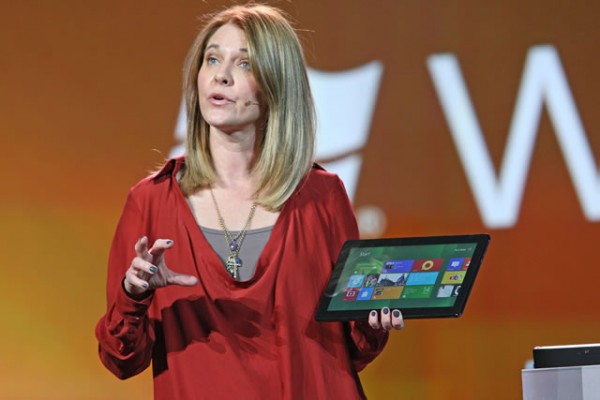 Tami-Reller-Microsoft-600x400